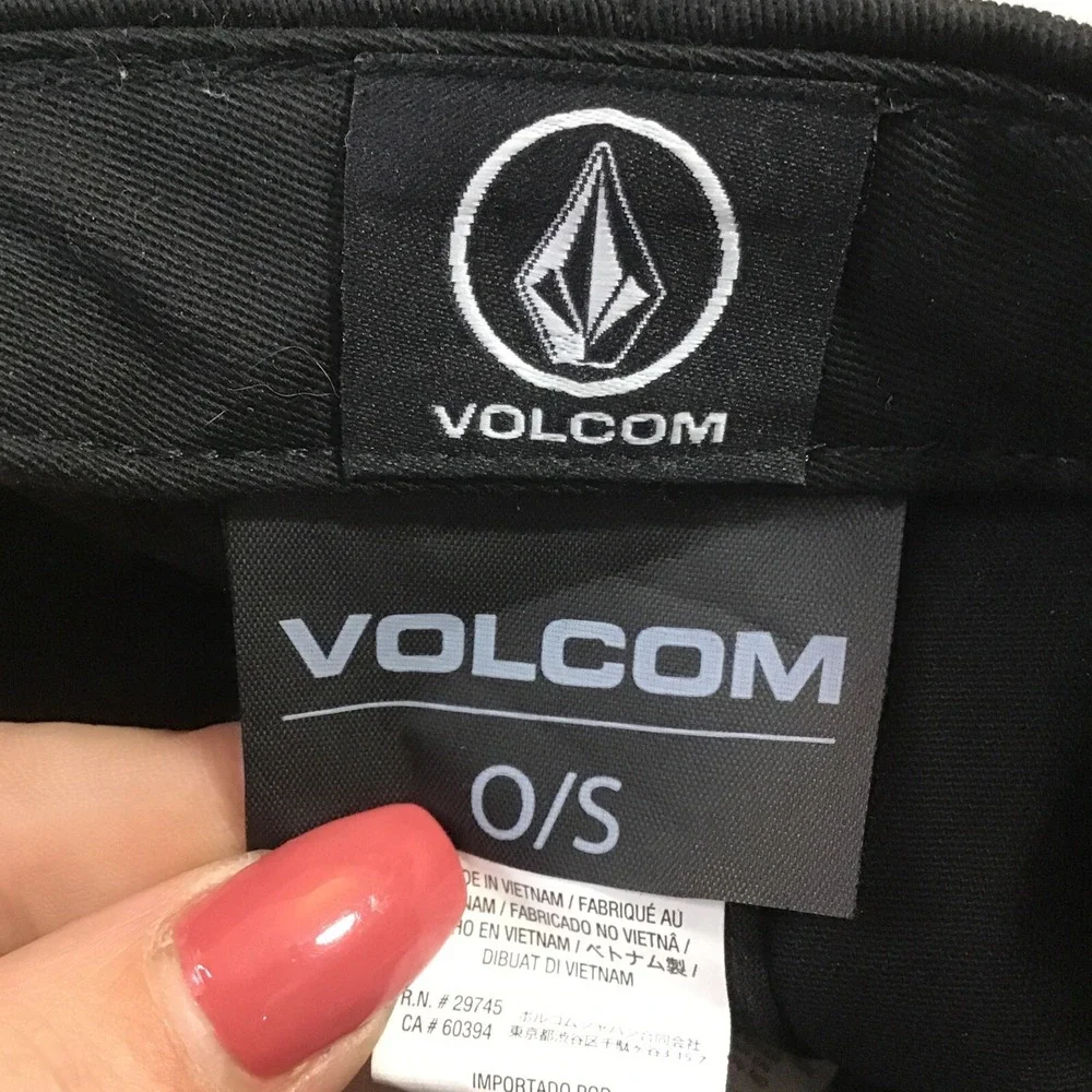 Volcom Black One Size Snapback Hat Adjustable Ball Cap‎
